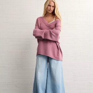 AE Big Hug V-Neck Sweater